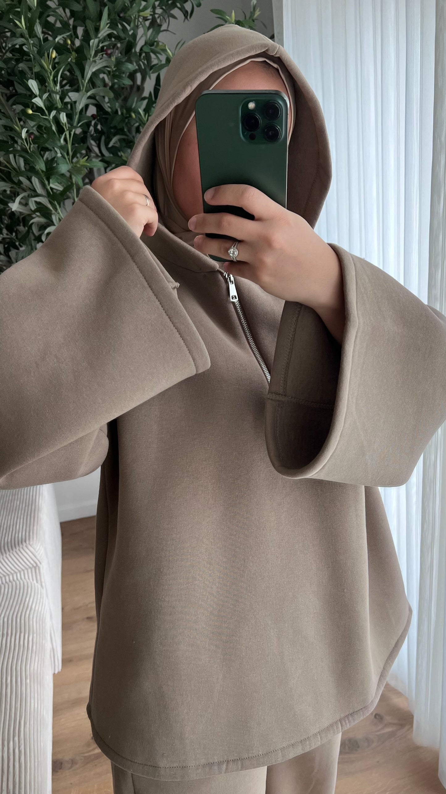 Comfy à capuche | Taupe