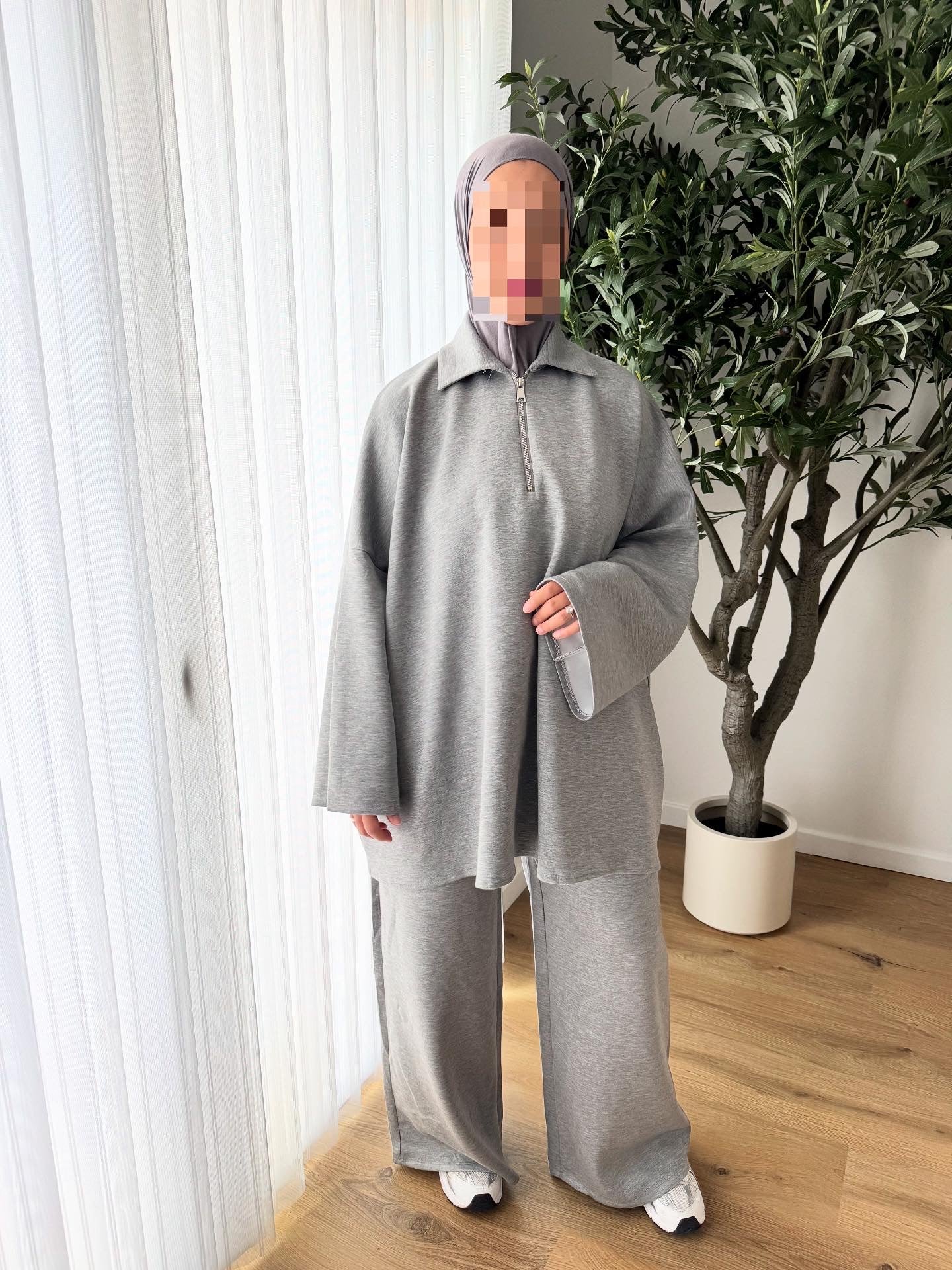 Ensemble Comfy Zip
