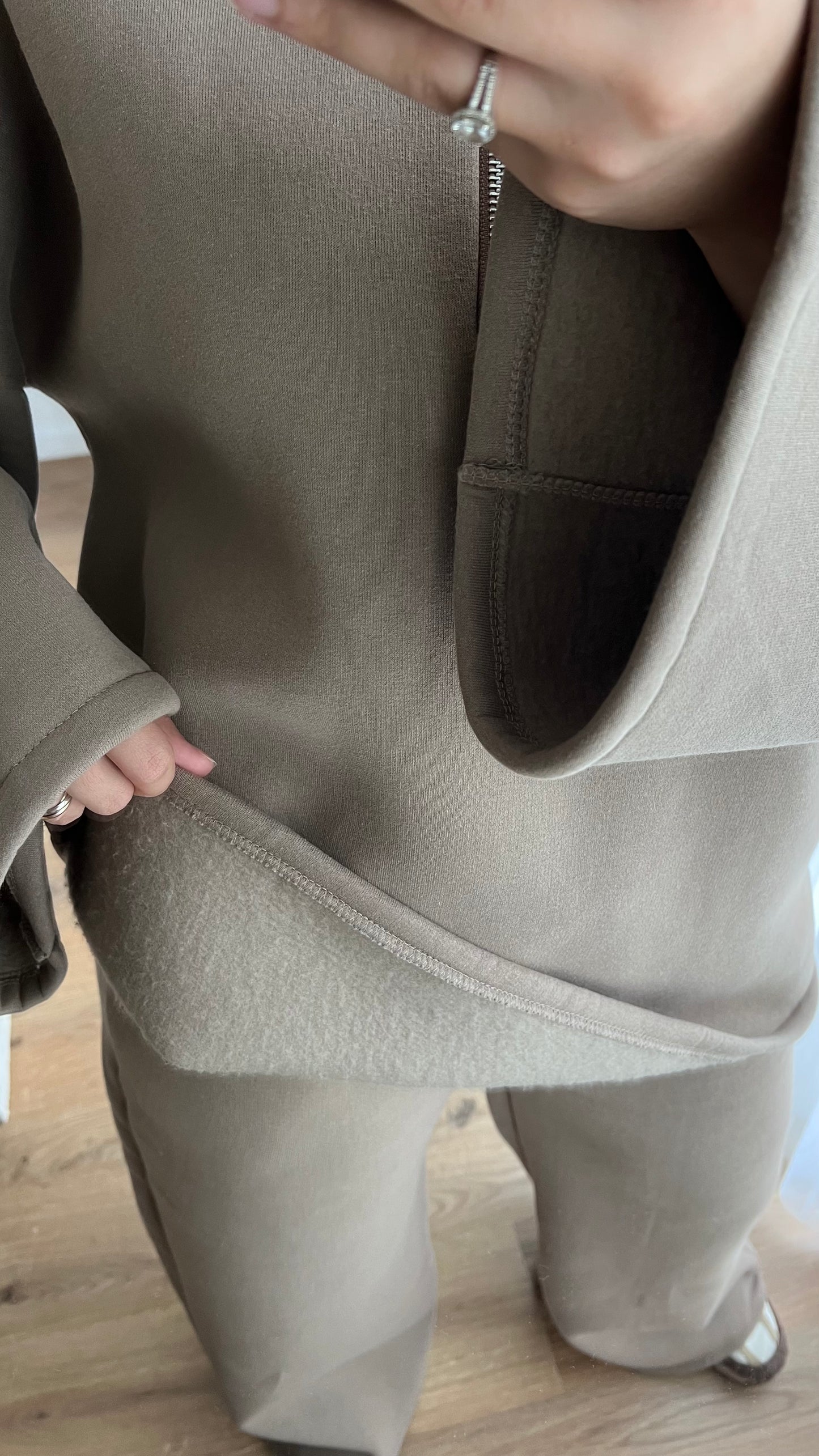 Comfy à capuche | Taupe